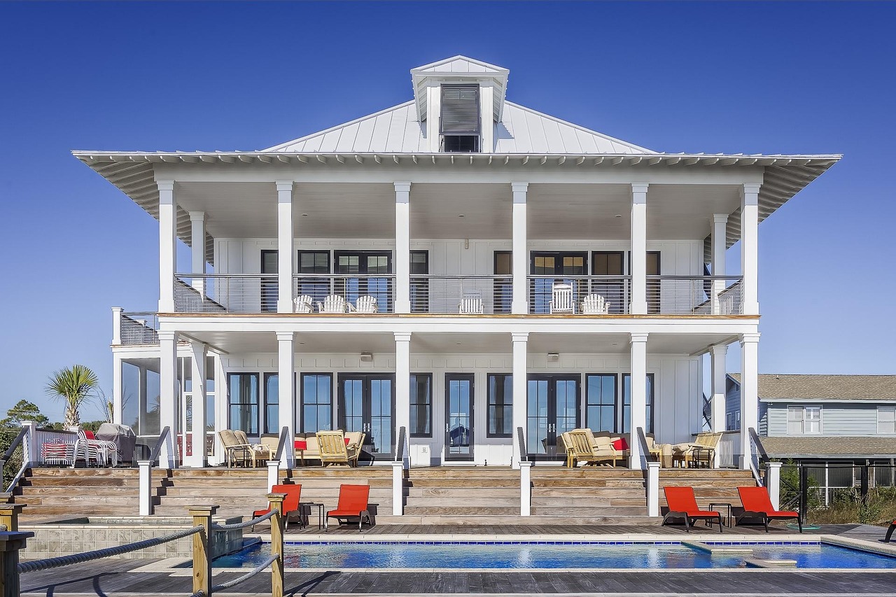 Designing the Perfect Outdoor Living Space for Your Home